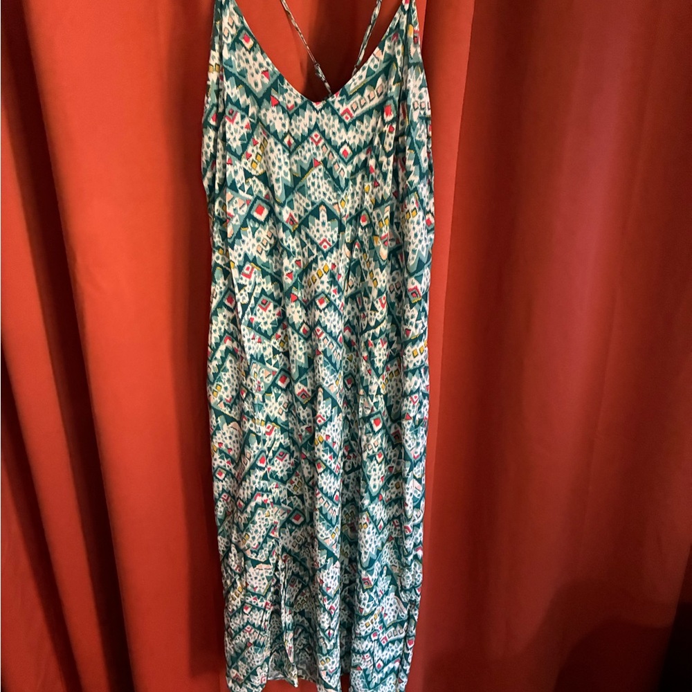 Old Navy Geometric Print Maxi Dress. (3)